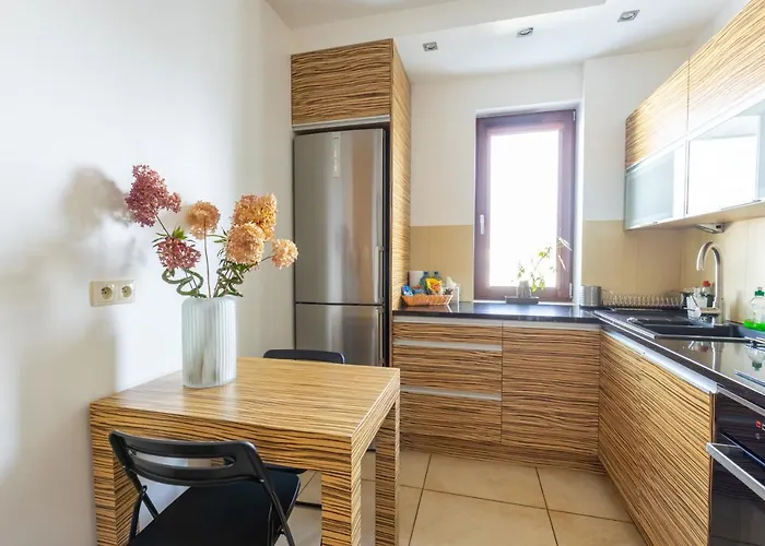 Apart Metro-galeria Młociny Varšava