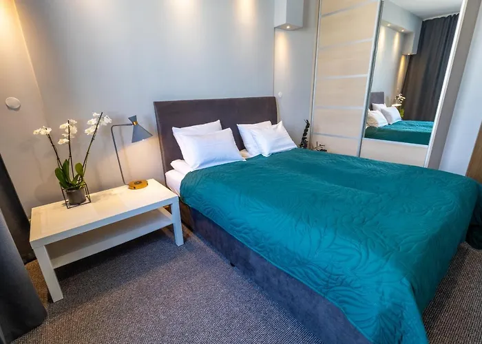 Apart Metro-galeria Młociny Varšava